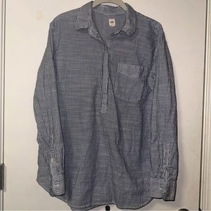 Women’s striped 1/2 button down Gap Shirt Large